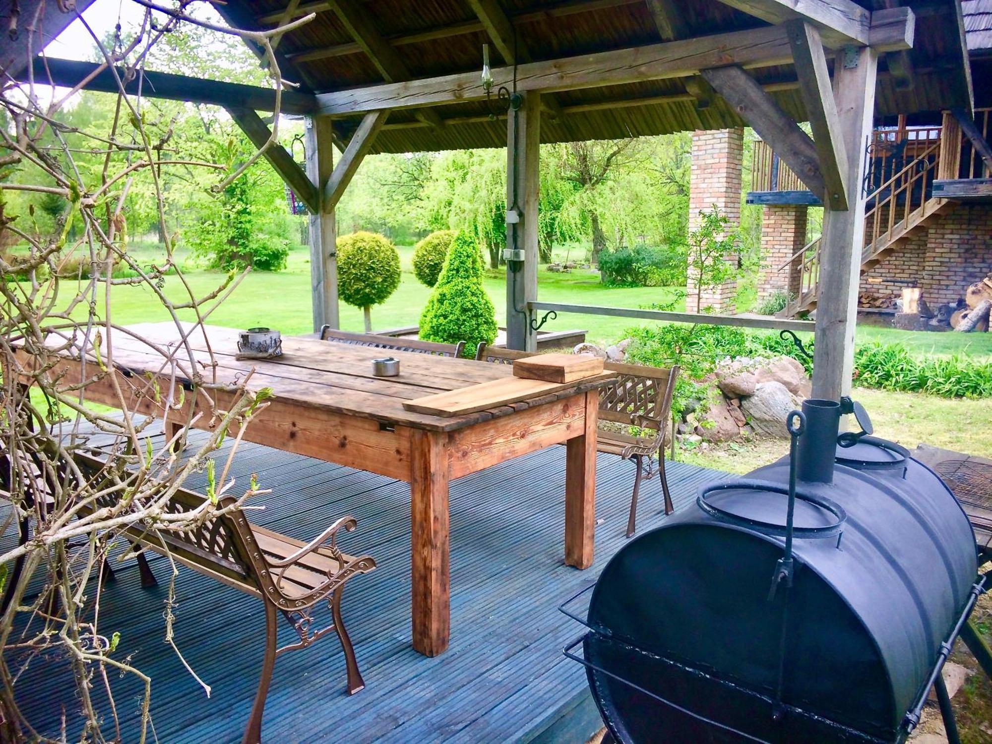 Griki Villa Kalniski Buitenkant foto